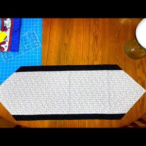 Black & white writing, Heartbreaker